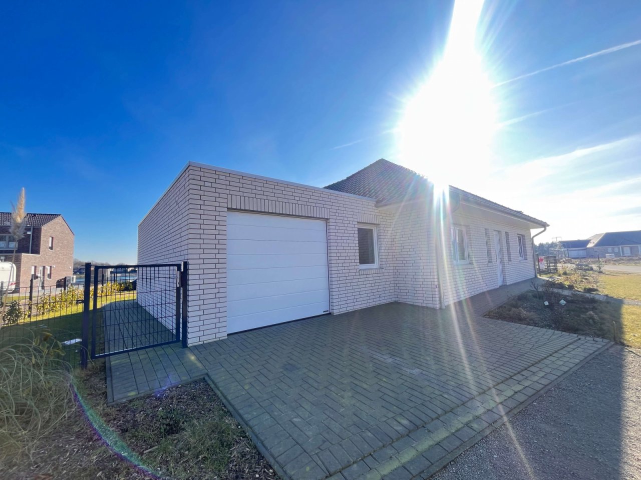 Hausansicht Garage Hausansicht Garage