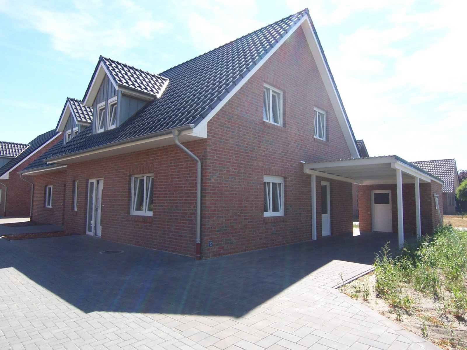 Hochwertige Neubau-Doppelhaushälfte in toller Wohnlage 