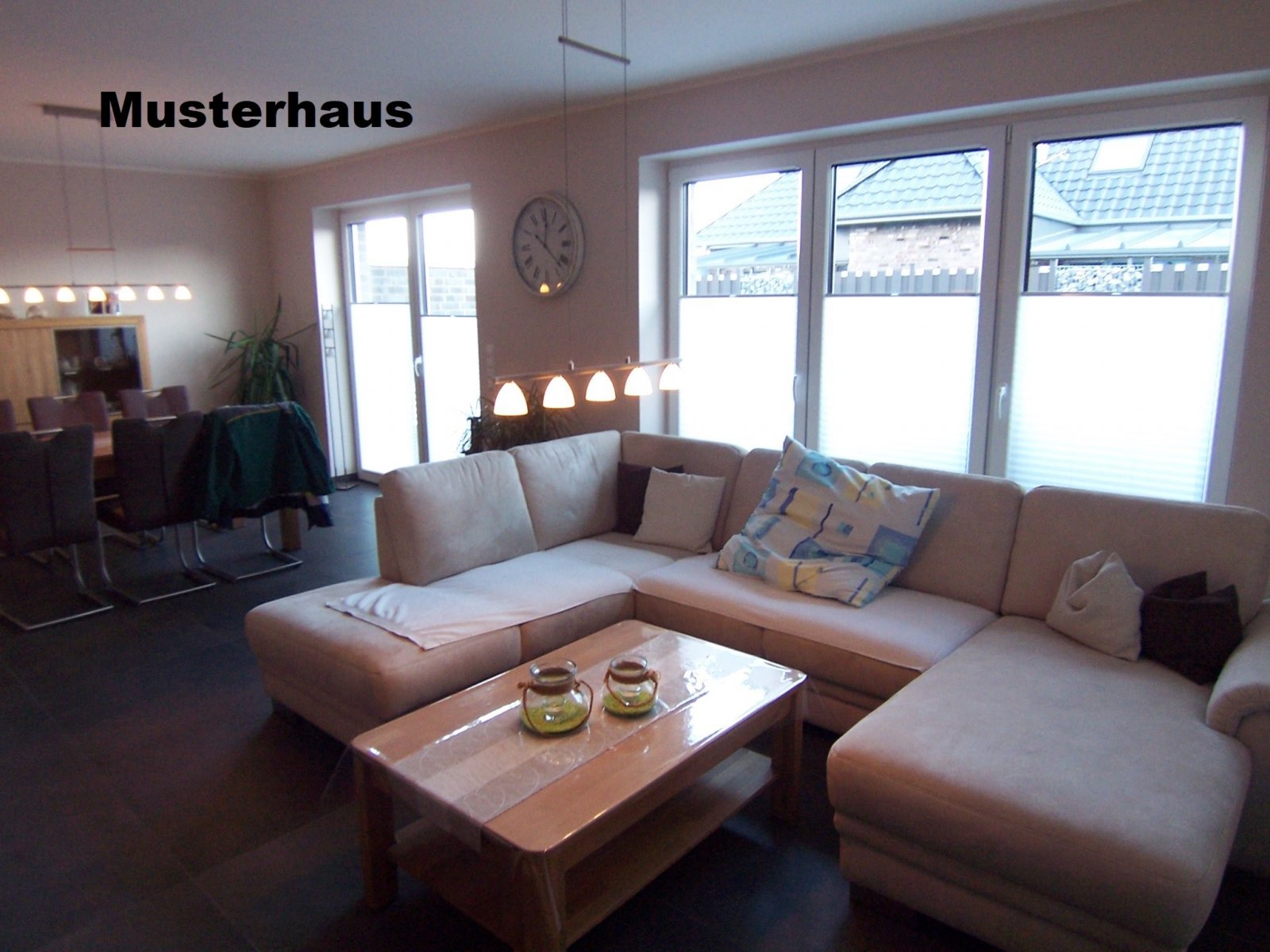 KFW 40+ Exkl. Neubau Doppelhaushälfte in beschaulicher