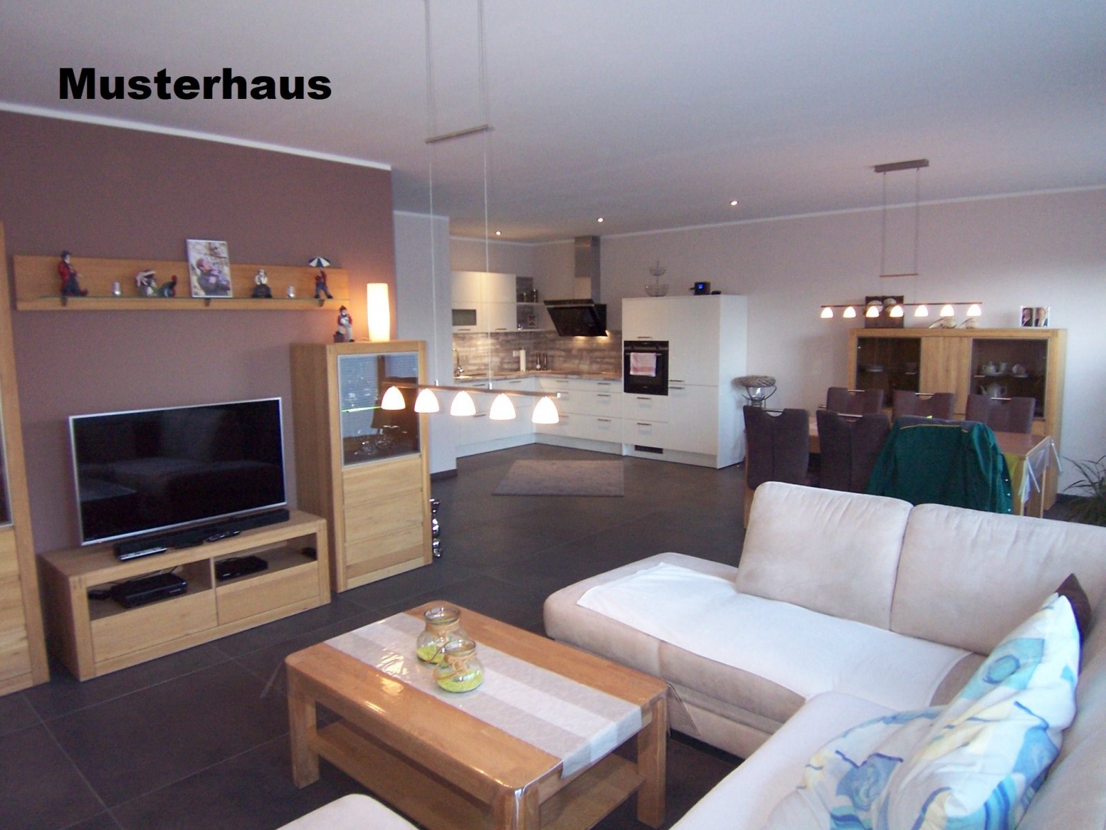 KFW 40+ Exkl. Neubau Doppelhaushälfte in beschaulicher