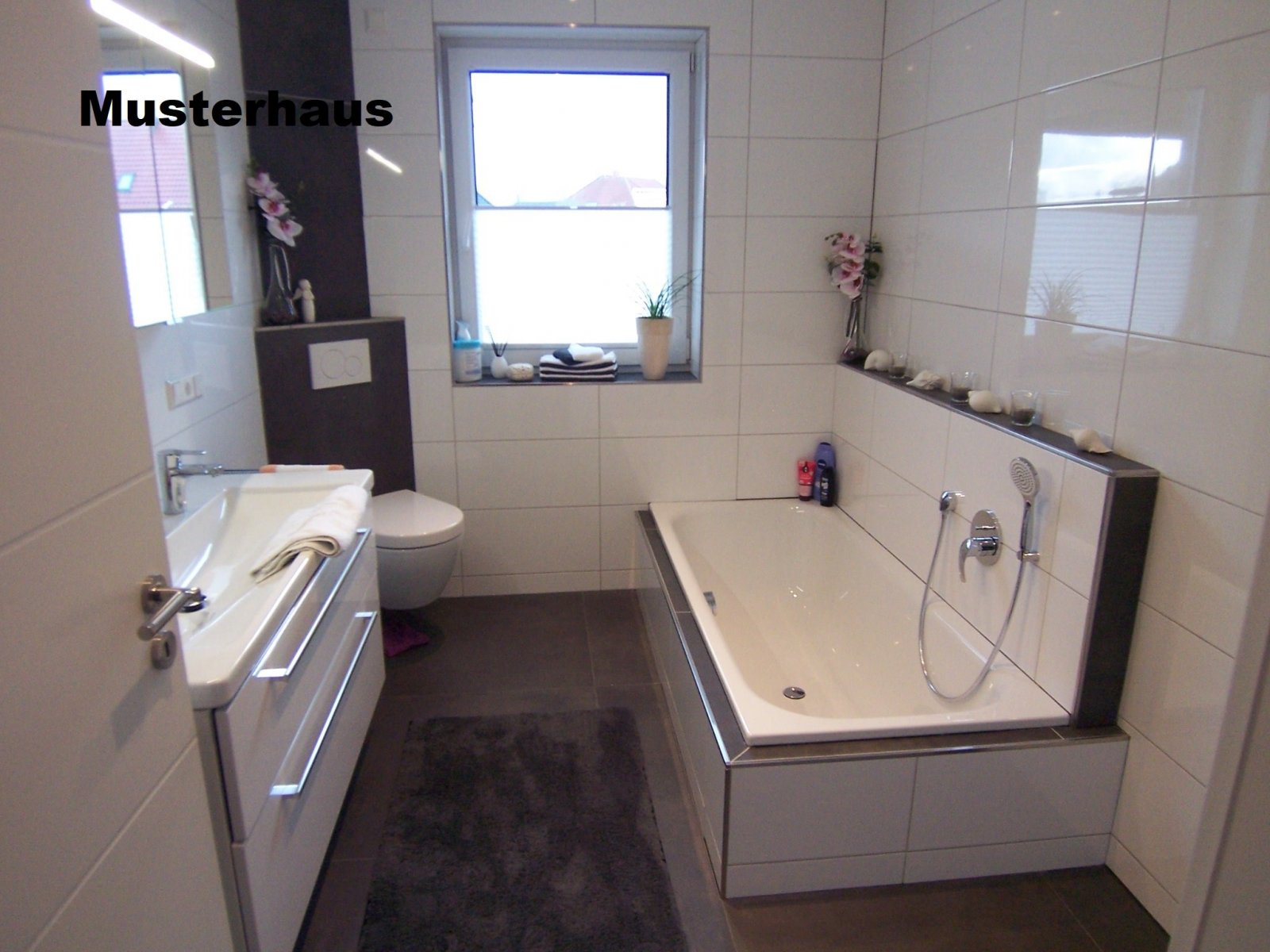 KFW 40+ Exkl. Neubau Doppelhaushälfte in beschaulicher