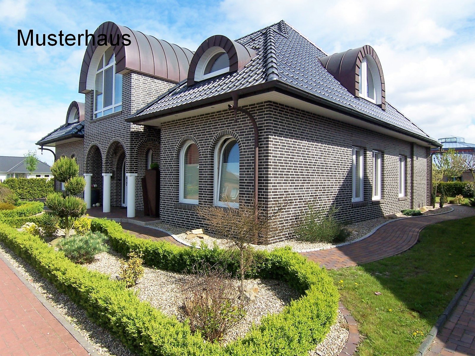 Exklusive Neubauvilla in zentraler Wohnlage