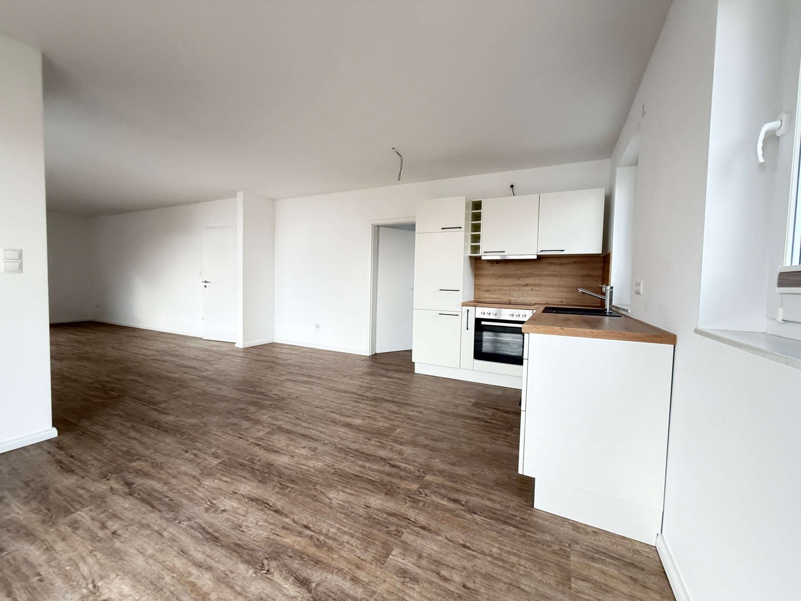 Käufer Provisionsfrei! Wertstabil & energieeffizient: Dreifamilienhaus in begehrter Wohnlage