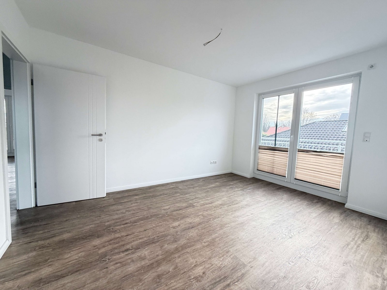 Käufer Provisionsfrei! Wertstabil & energieeffizient: Dreifamilienhaus in begehrter Wohnlage