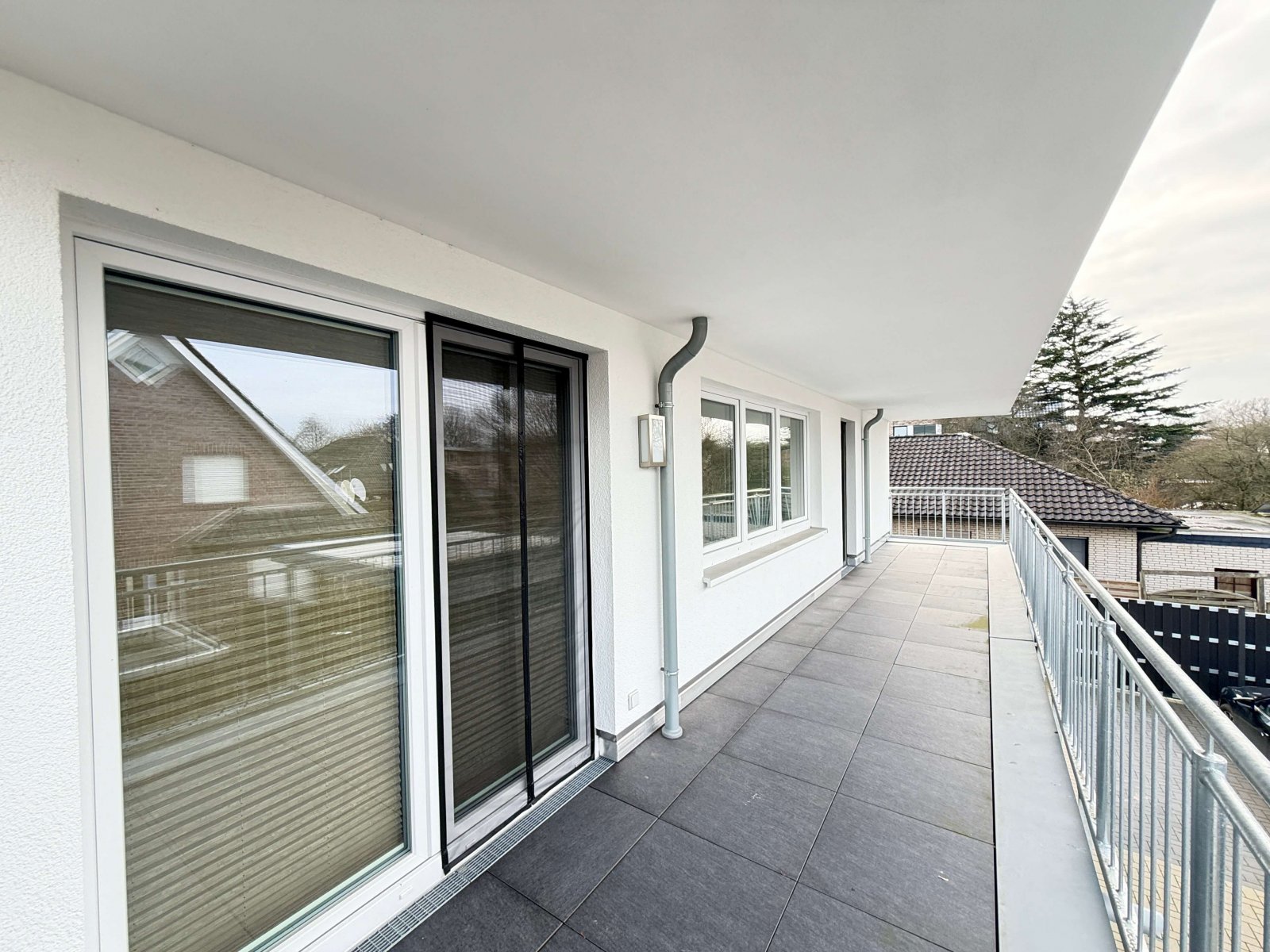 Käufer Provisionsfrei! Wertstabil & energieeffizient: Dreifamilienhaus in begehrter Wohnlage