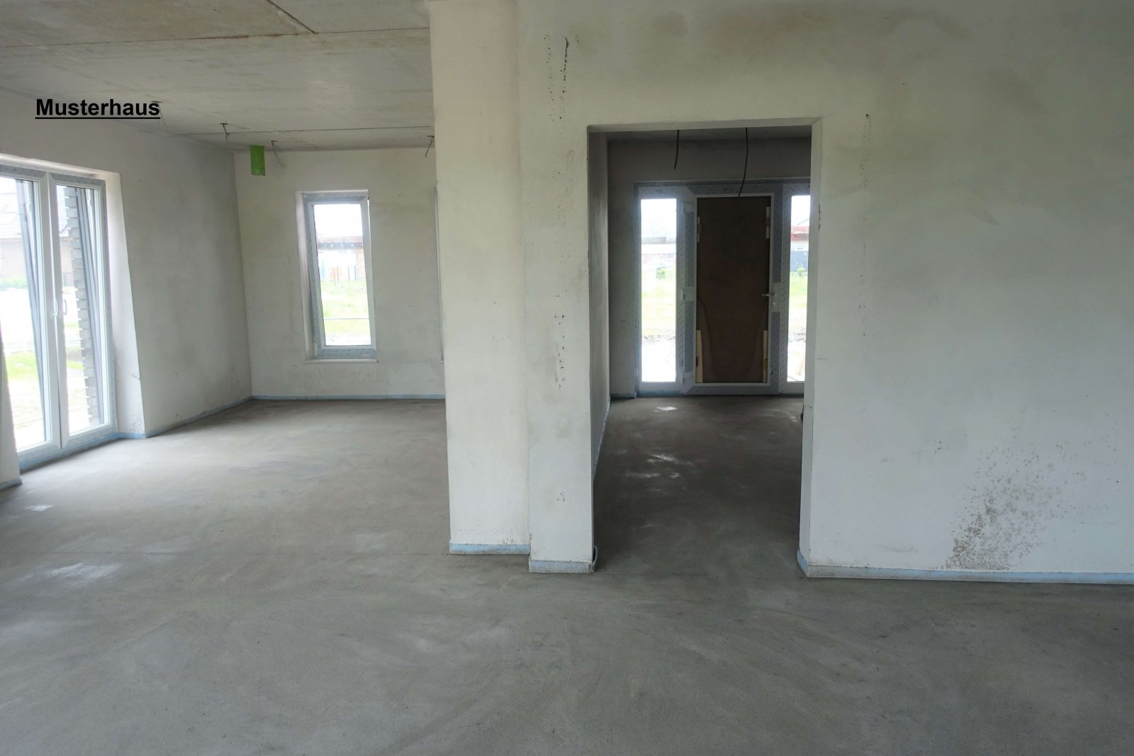 Exklusiver Neubau - Einfamilienhaus im modernem Baustil